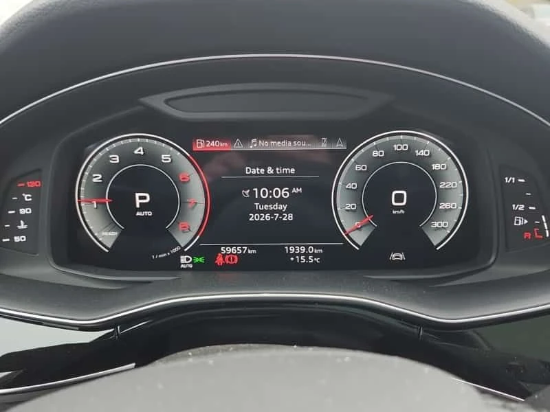 Audi Q7 * PROGRESSIV * CARFAX * ОПЦИЯ ЗА ФИНАНСИРАНЕ, снимка 8 - Автомобили и джипове - 55566040