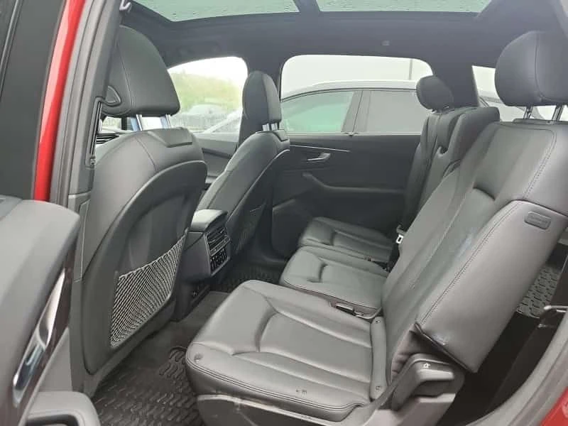 Audi Q7 * PROGRESSIV * CARFAX * ОПЦИЯ ЗА ФИНАНСИРАНЕ, снимка 13 - Автомобили и джипове - 55566040