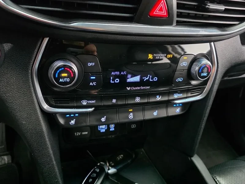 Hyundai Santa fe, снимка 17 - Автомобили и джипове - 56622418