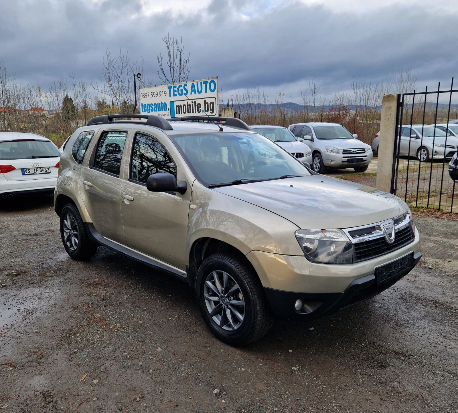 Dacia Duster 1.6i LPG , 4X4, снимка 1