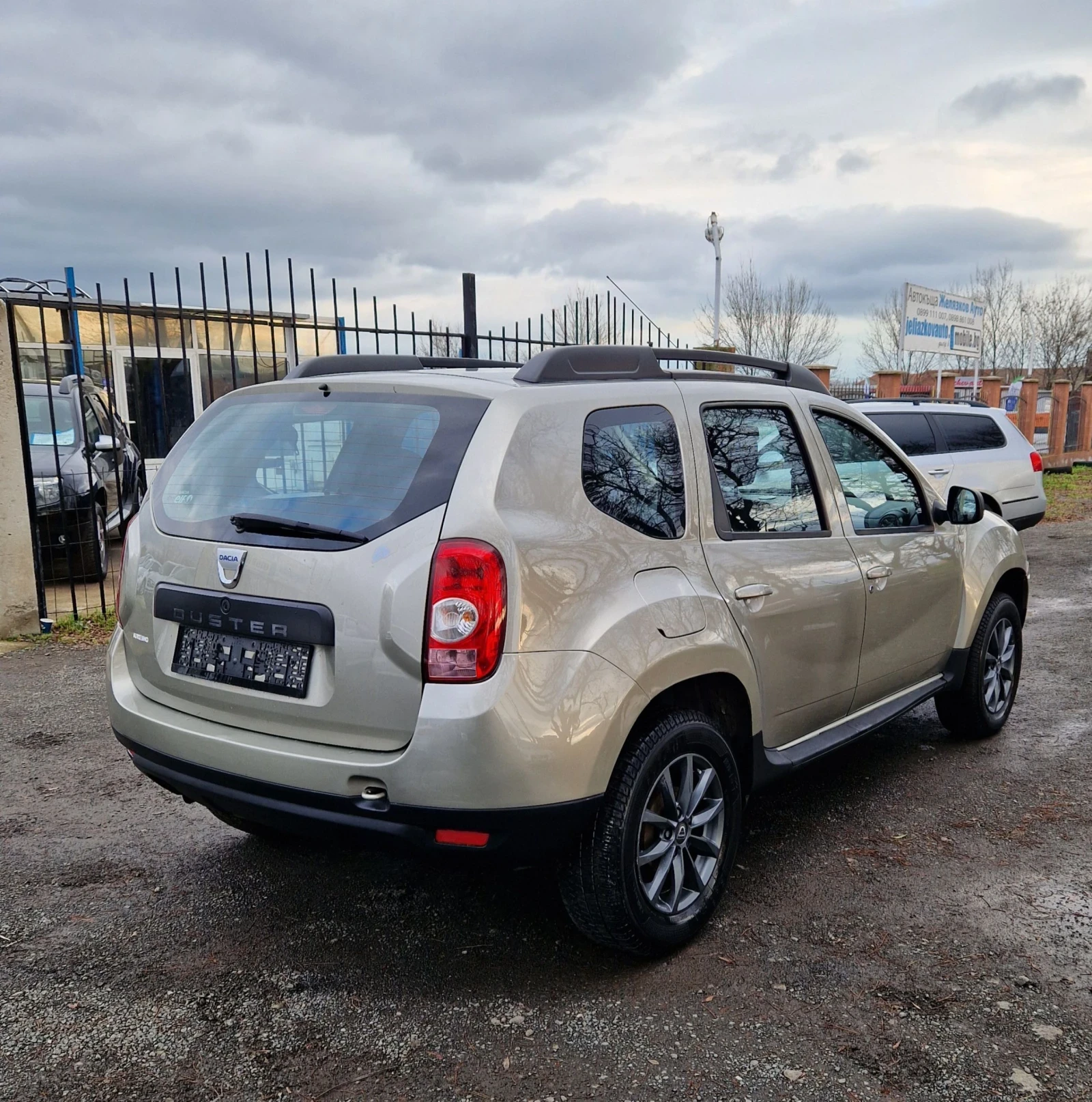 Dacia Duster 1.6i LPG , 4X4 | Mobile.bg   4