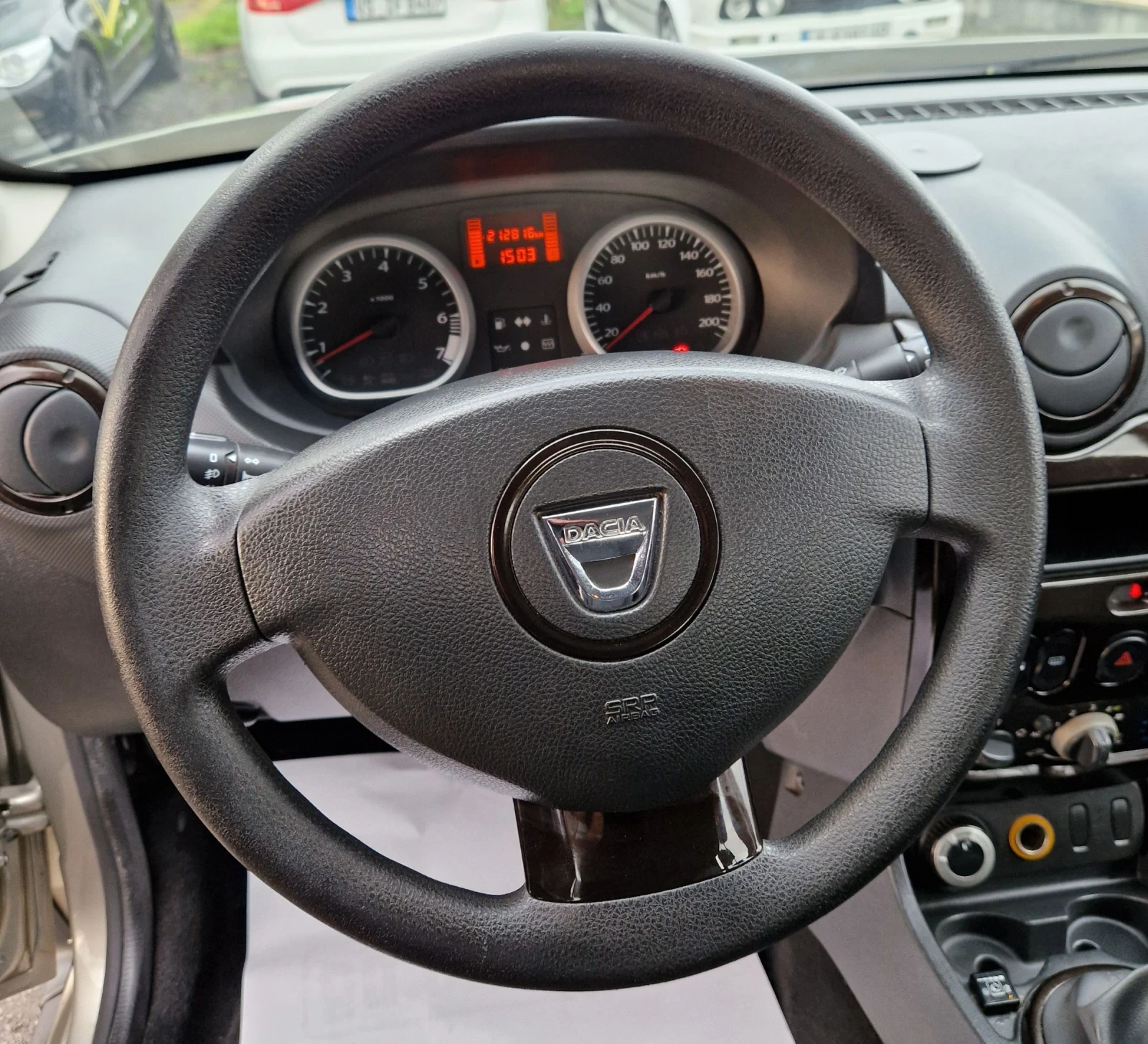 Dacia Duster 1.6i LPG , 4X4 | Mobile.bg   6