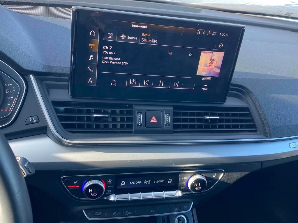 Audi Q5 * Komfort * CARFAX * БЕЗ ПЪРВОНАЧАЛНА ВНОСКА - изображение 9