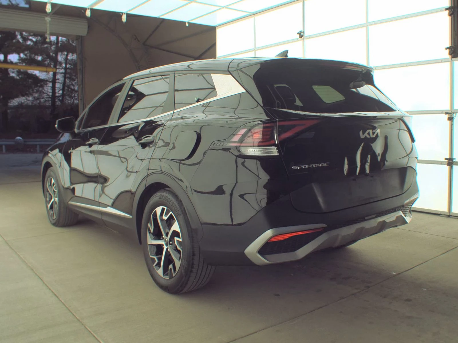 Kia Sportage EX - изображение 6