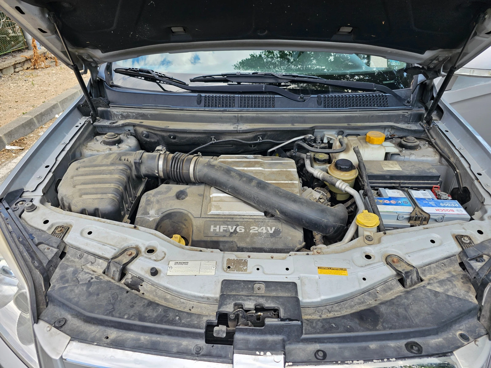 Chevrolet Captiva 3.2 i V6 24V AWD (230 Hp), снимка 16 - Автомобили и джипове - 53897426