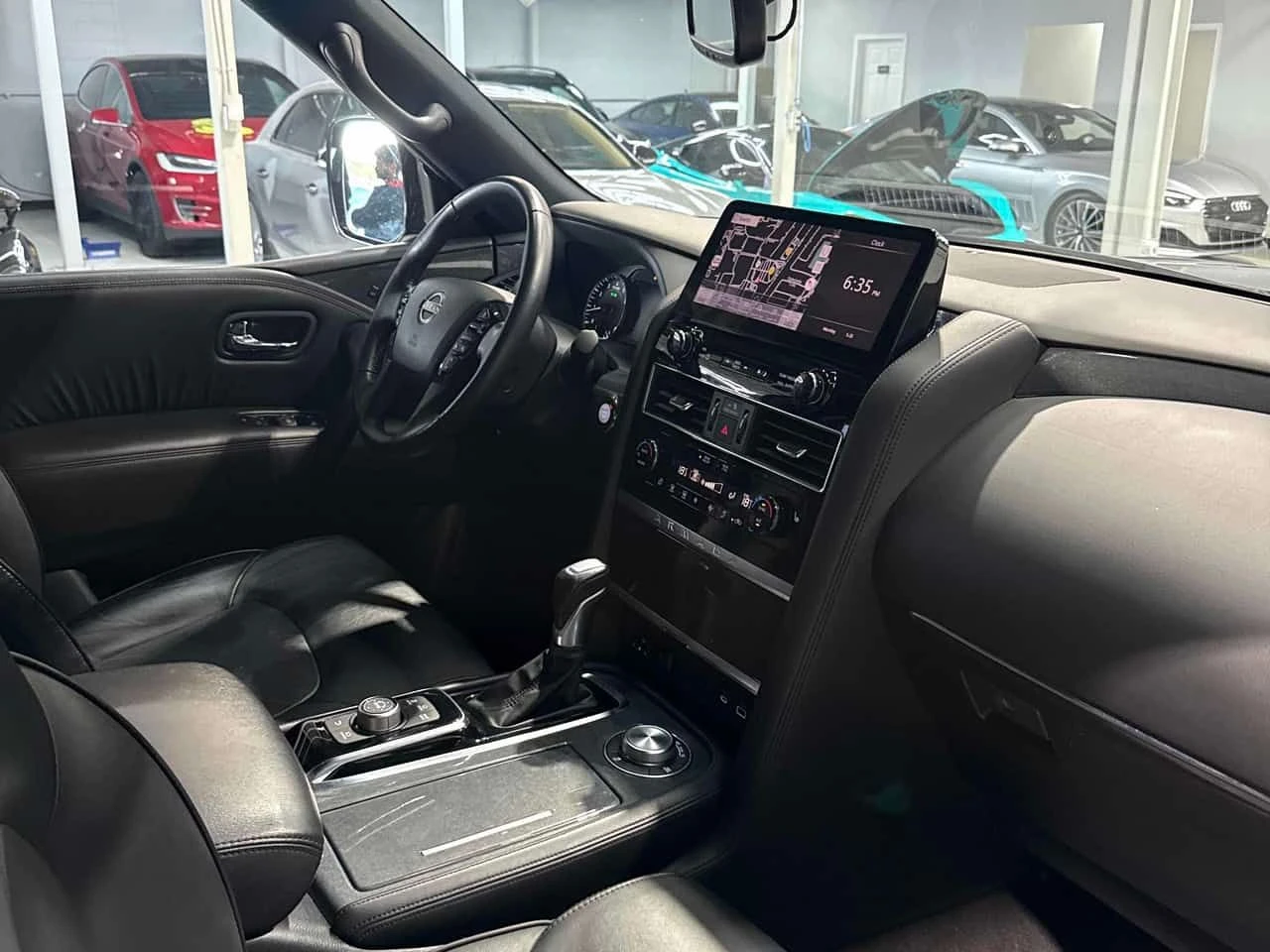 Nissan Armada 4x4 SL  CARFAX, снимка 10 - Автомобили и джипове - 54699753