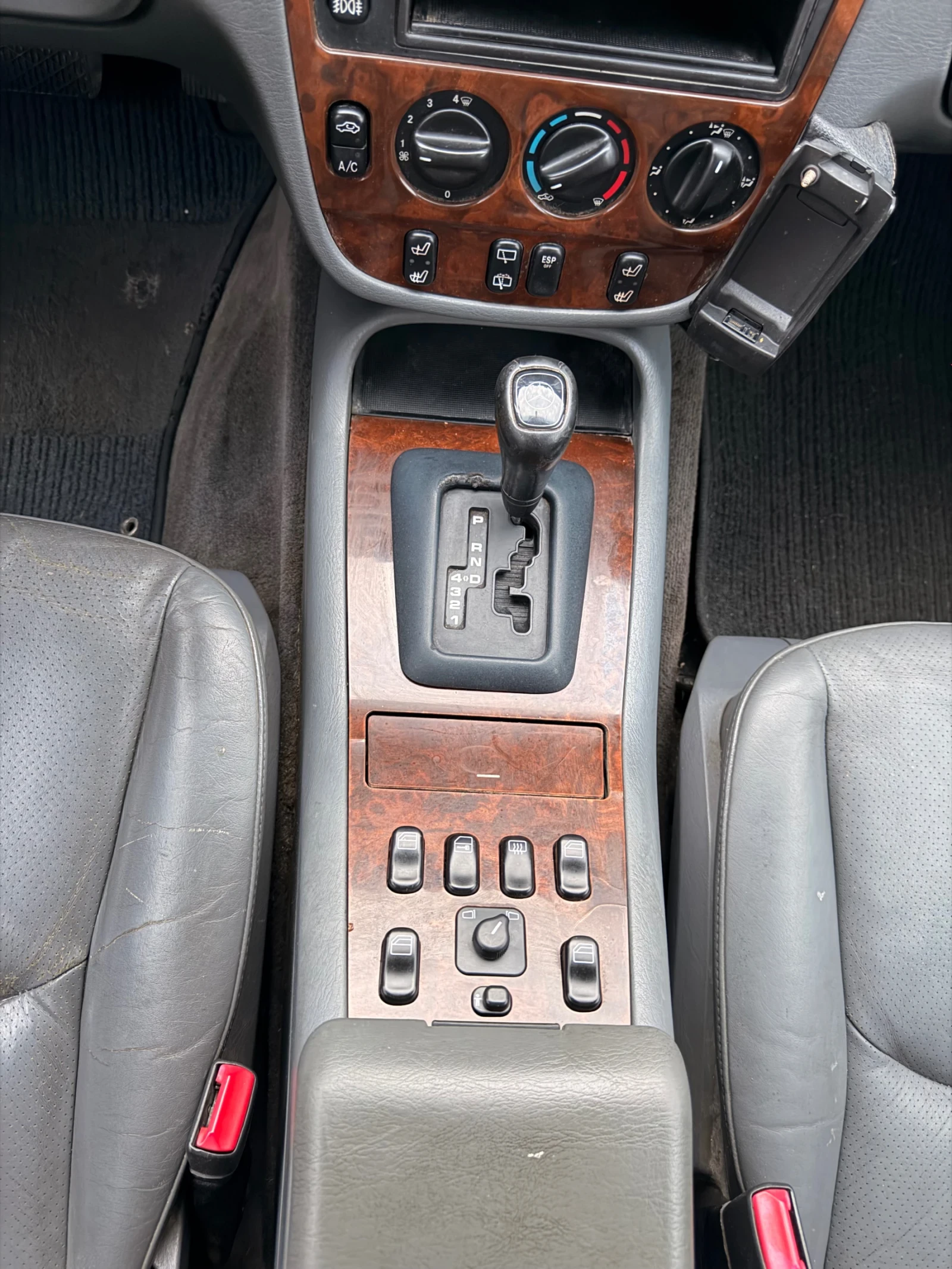 Mercedes-Benz ML 320, снимка 11 - Автомобили и джипове - 56525916