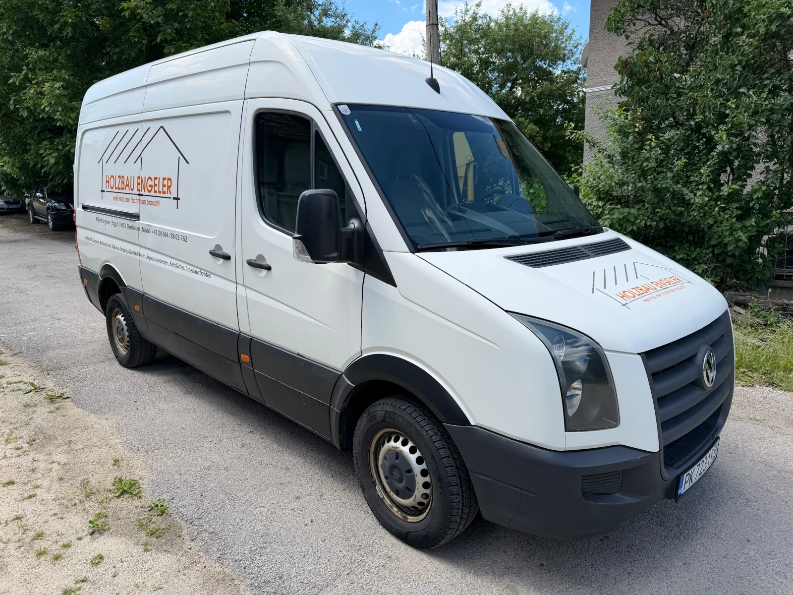 VW Crafter, снимка 2 - Бусове и автобуси - 54900678