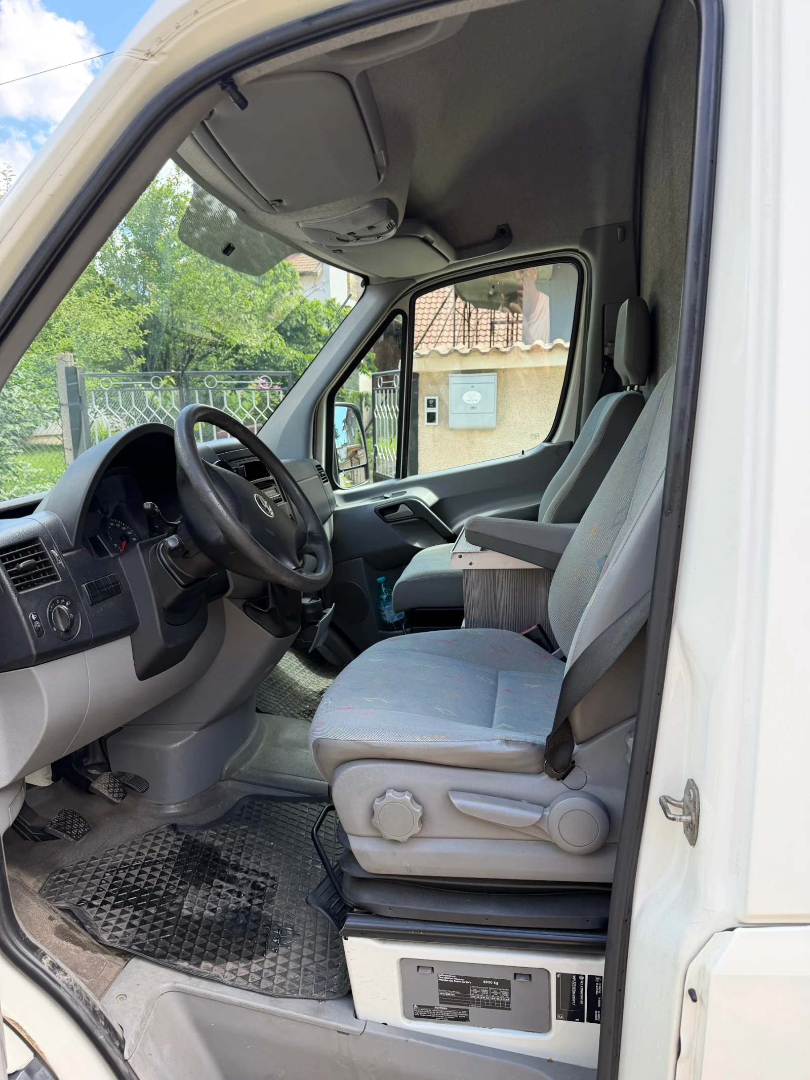 VW Crafter, снимка 6 - Бусове и автобуси - 54900678