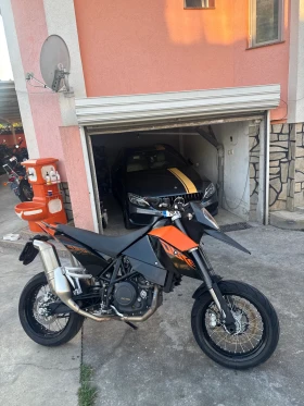 ����� �� �������� �� Ktm Duke 690