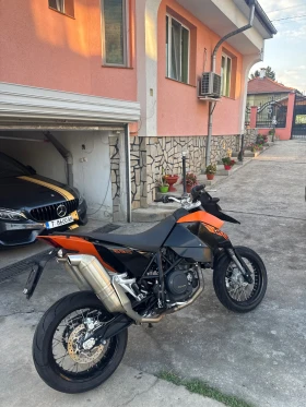 ����� �� �������� �� Ktm Duke 690