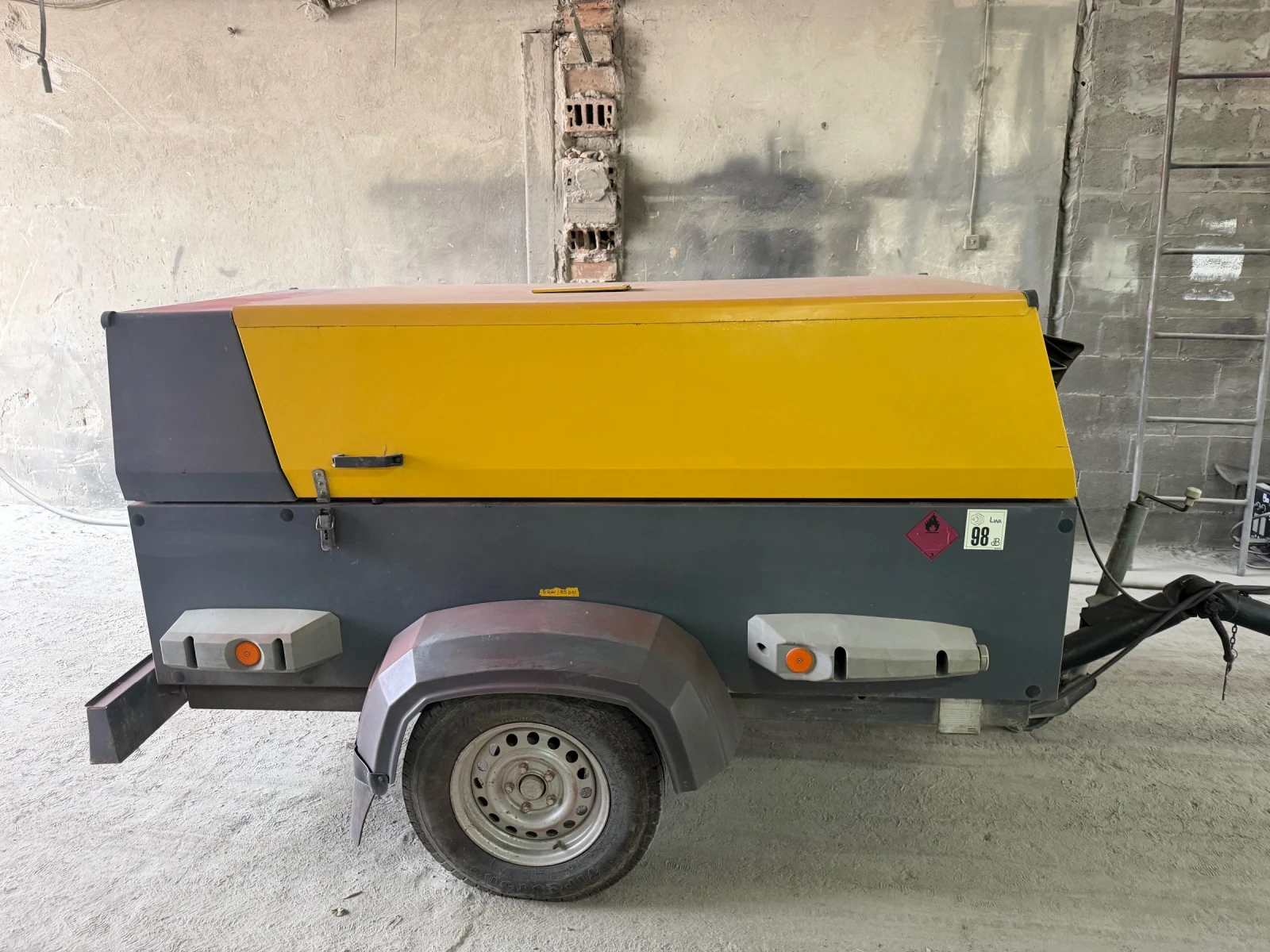 Компресори Atlas Copco XAS137