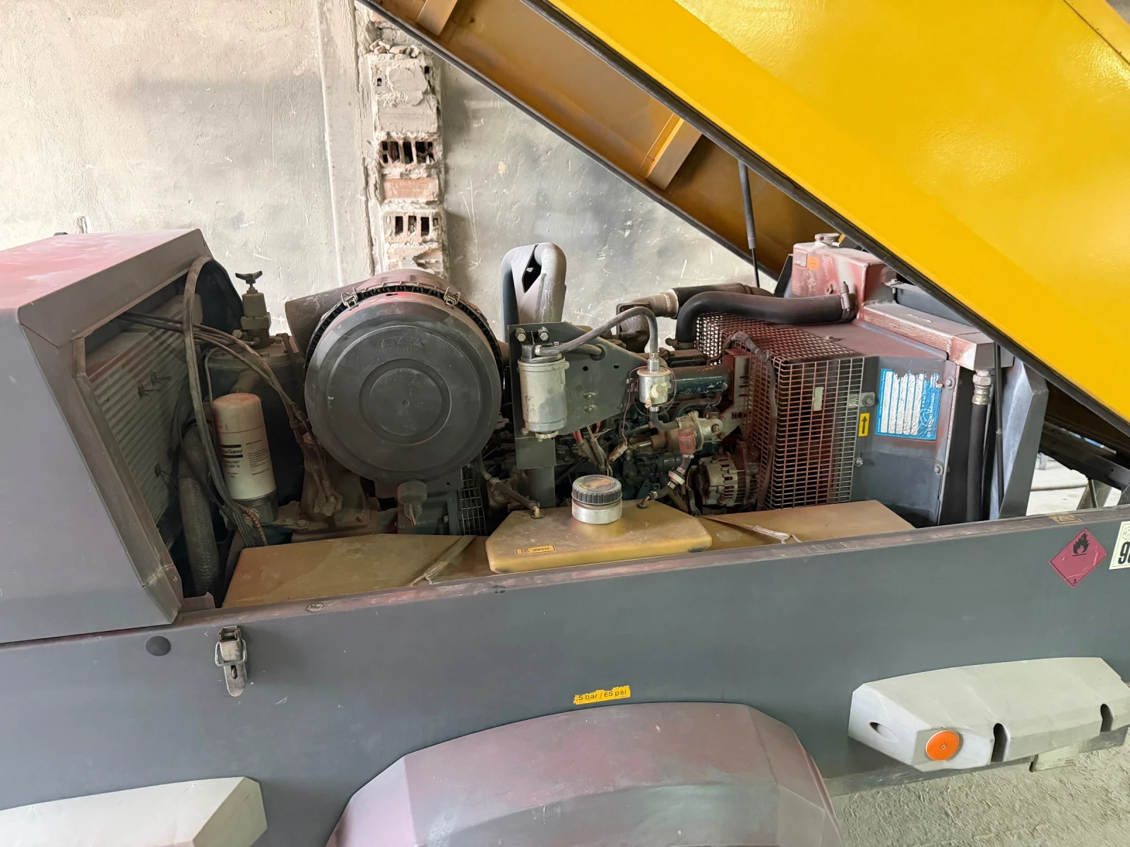 Компресори Atlas Copco XAS137, снимка 4 - Индустриална техника - 56045963