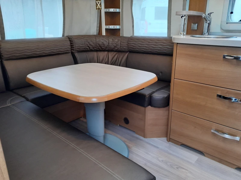 Каравана Tabbert Да Винчи 540 , снимка 6 - Каравани и кемпери - 52896488