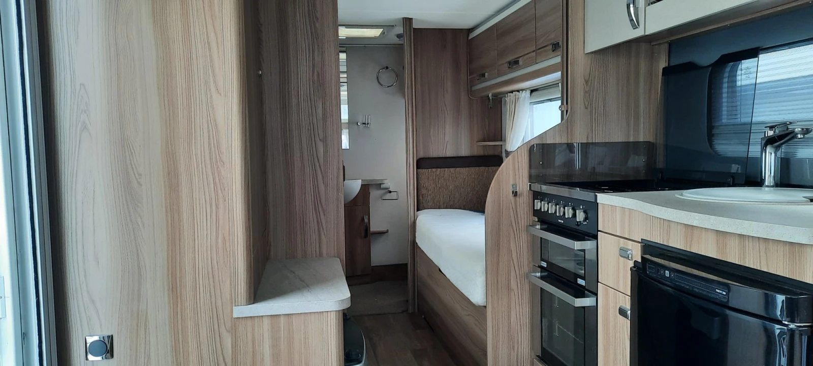 Каравана Sprite Cruzer 492 SR - изображение 5