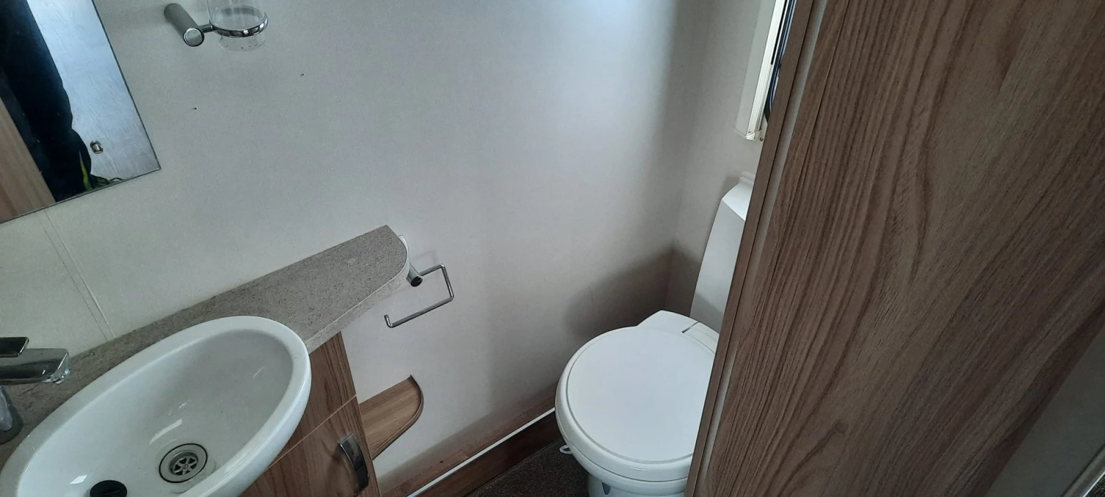 �������� Sprite Cruzer 492 SR | Mobile.bg � ����������� 14