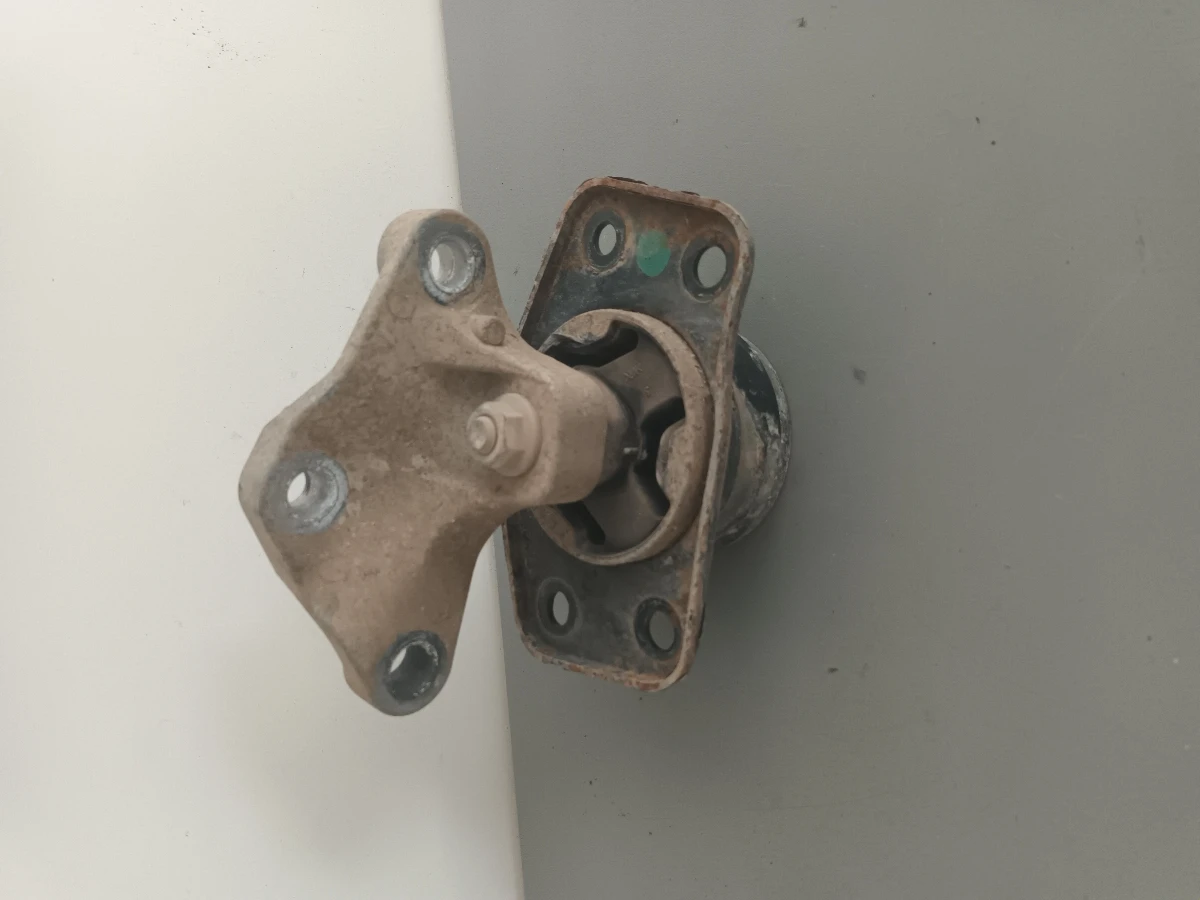 ������ ��������� ����� �������� ���� 1.5� | Mobile.bg � ����������� 1