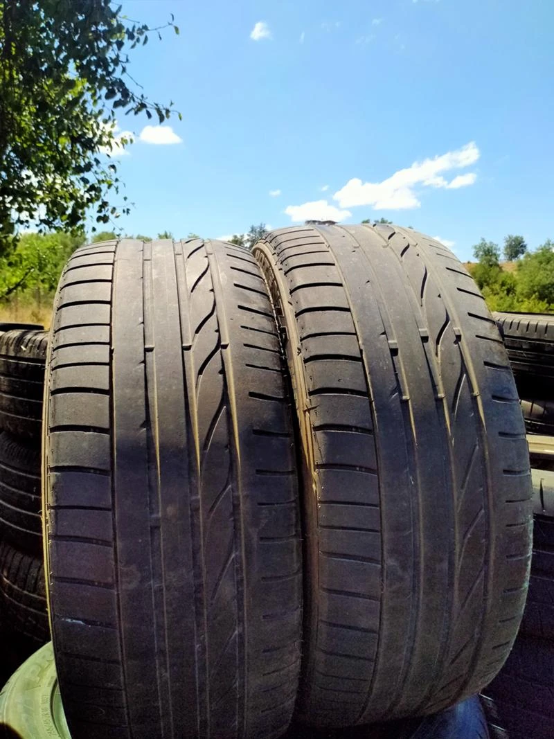 Гуми Летни 235/45R18, снимка 1 - Гуми и джанти - 33600942