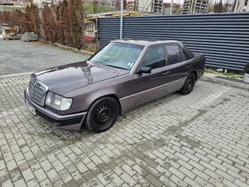 Mercedes-Benz 124 250D, снимка 1