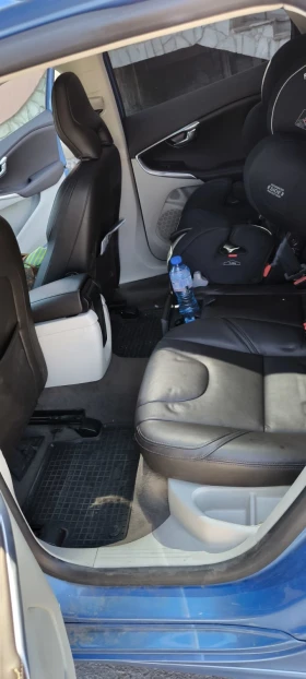 Volvo V40, снимка 11