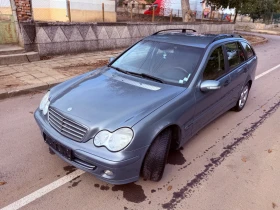Mercedes-Benz C 220 РЕЗЕРВИРАН! До 02.11, снимка 7