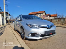 Toyota Auris 1.8 HIBRYD , снимка 3