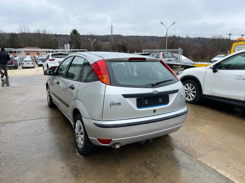 Ford Focus 1.8tdci, снимка 6 - Автомобили и джипове - 14105070