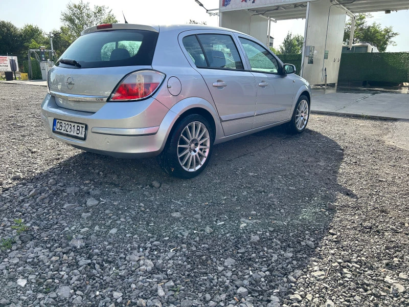 Opel Astra, снимка 10 - Автомобили и джипове - 49146780