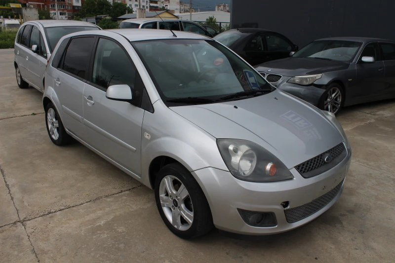 Ford Fiesta 1.4TDCI , снимка 12 - Автомобили и джипове - 47403424