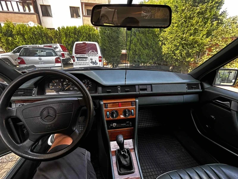 Mercedes-Benz 124 250D, снимка 10 - Автомобили и джипове - 49451730