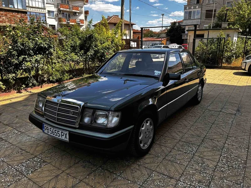 Mercedes-Benz 124 250D, снимка 1 - Автомобили и джипове - 49451730