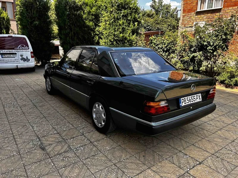 Mercedes-Benz 124 250D, снимка 7 - Автомобили и джипове - 49451730