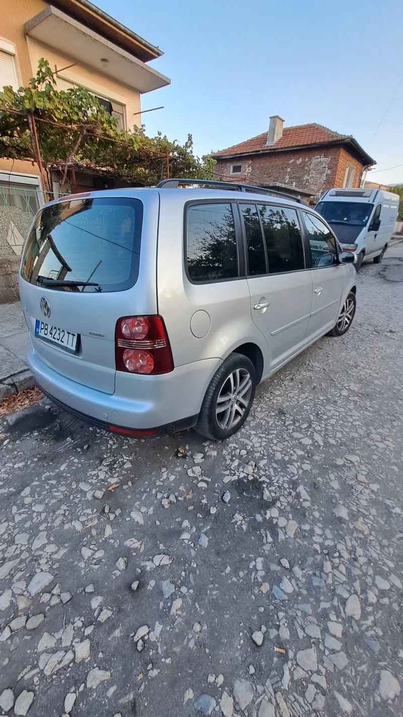 VW Touran EKOFUEL, снимка 3 - Автомобили и джипове - 47739085