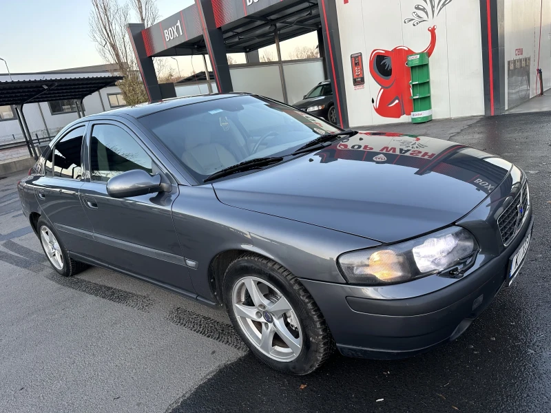 Volvo S60, снимка 3 - Автомобили и джипове - 48135623