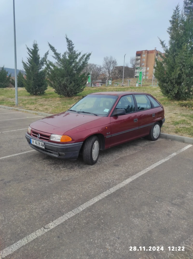 Opel Astra, снимка 1 - Автомобили и джипове - 48228447