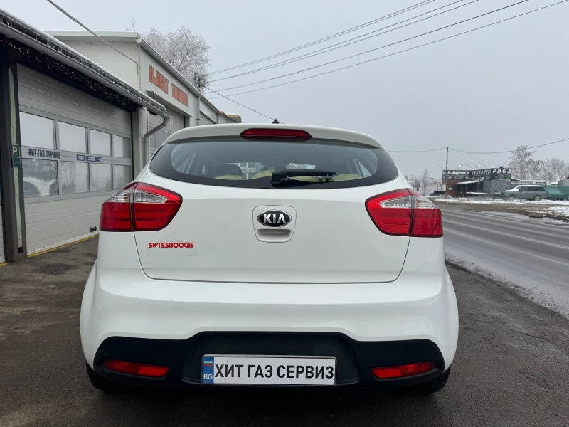 Kia Rio 1.4 16V EURO 5, снимка 6 - Автомобили и джипове - 48740859