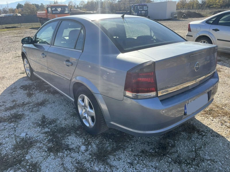 Opel Vectra 2.2i 147кс. navi AFL, снимка 5 - Автомобили и джипове - 49134676