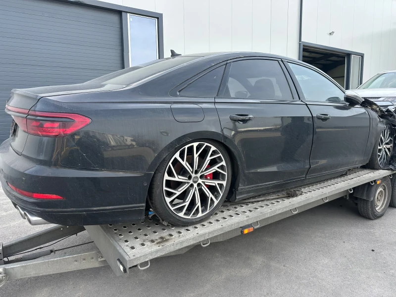 Audi S8 4.0 TFSI, снимка 2 - Автомобили и джипове - 49494369