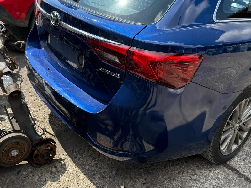 Toyota Avensis 2.0 d 1.6 d, снимка 3 - Автомобили и джипове - 49824387