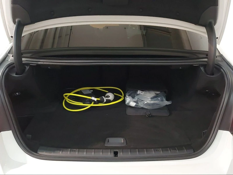 BMW 530E M Sport, снимка 15 - Автомобили и джипове - 52356502