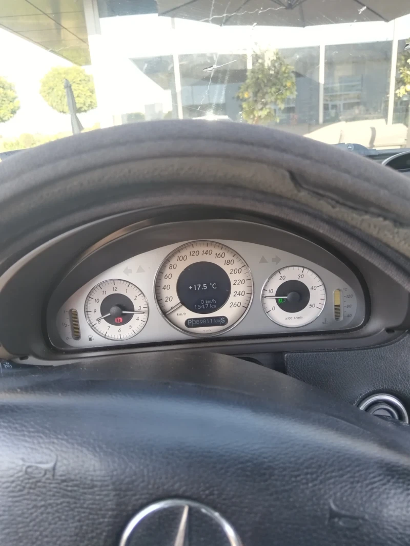 Mercedes-Benz CLK W209, снимка 4 - Автомобили и джипове - 52589268