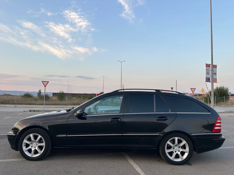 Mercedes-Benz C 320 4matic газов инжекцион ФУЛ ЕКСТРИ, снимка 8 - Автомобили и джипове - 51670881