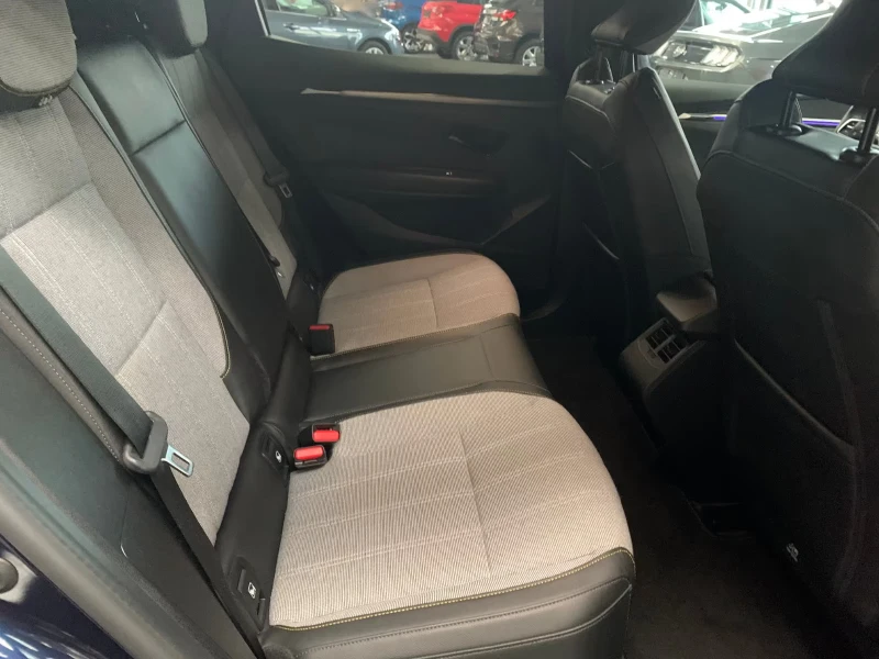 Renault Megane TECHNO/220HP/NAVI/360/LED/E-TECH/EV60/KLESS/316g, снимка 11 - Автомобили и джипове - 51692261