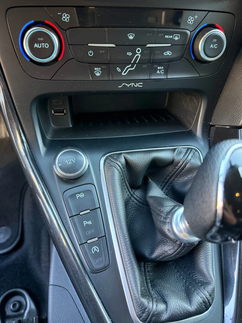 Ford Focus, снимка 6 - Автомобили и джипове - 51826685