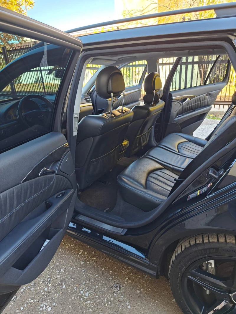 Mercedes-Benz E 55 AMG, снимка 10 - Автомобили и джипове - 52663219