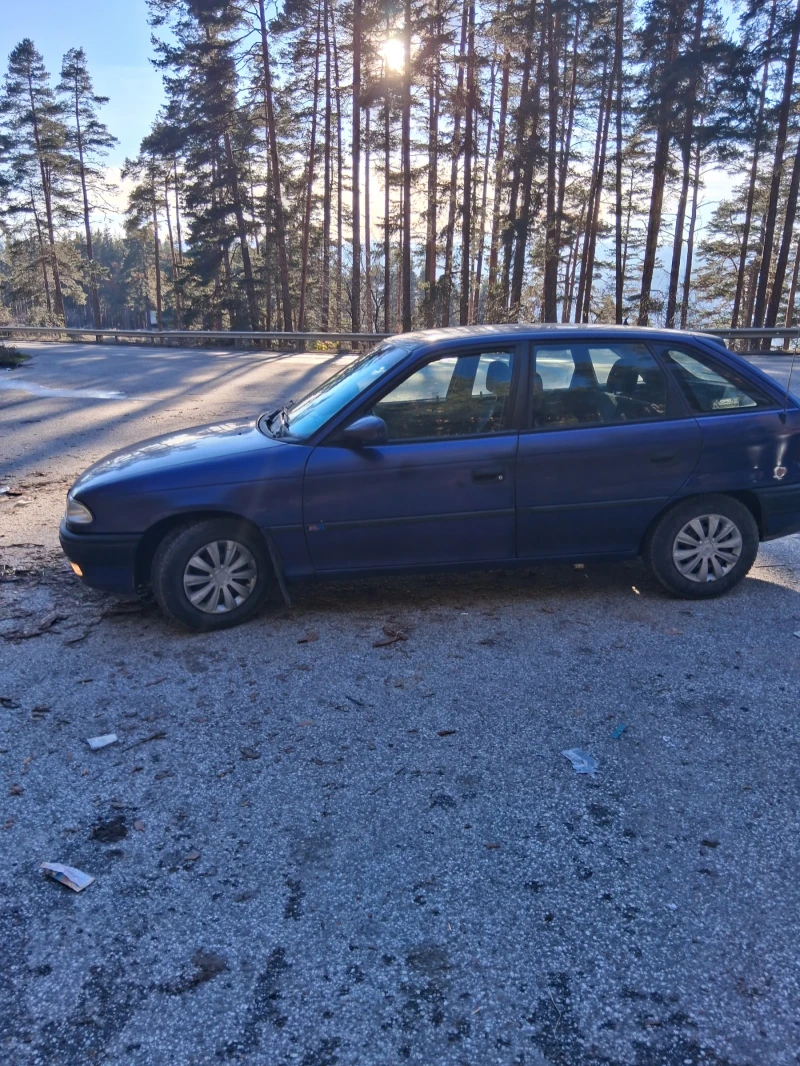 Opel Astra 1.6 mono , снимка 3 - Автомобили и джипове - 52741842