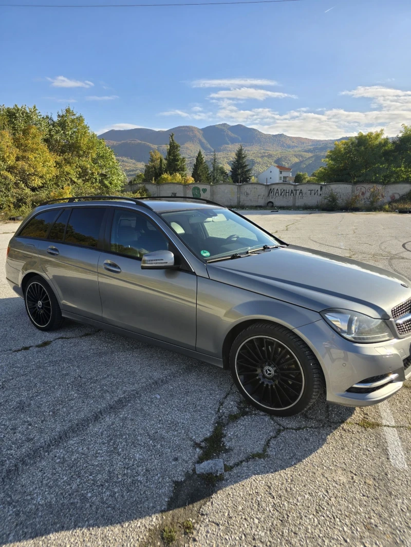 Mercedes-Benz C 220, снимка 7 - Автомобили и джипове - 52898661