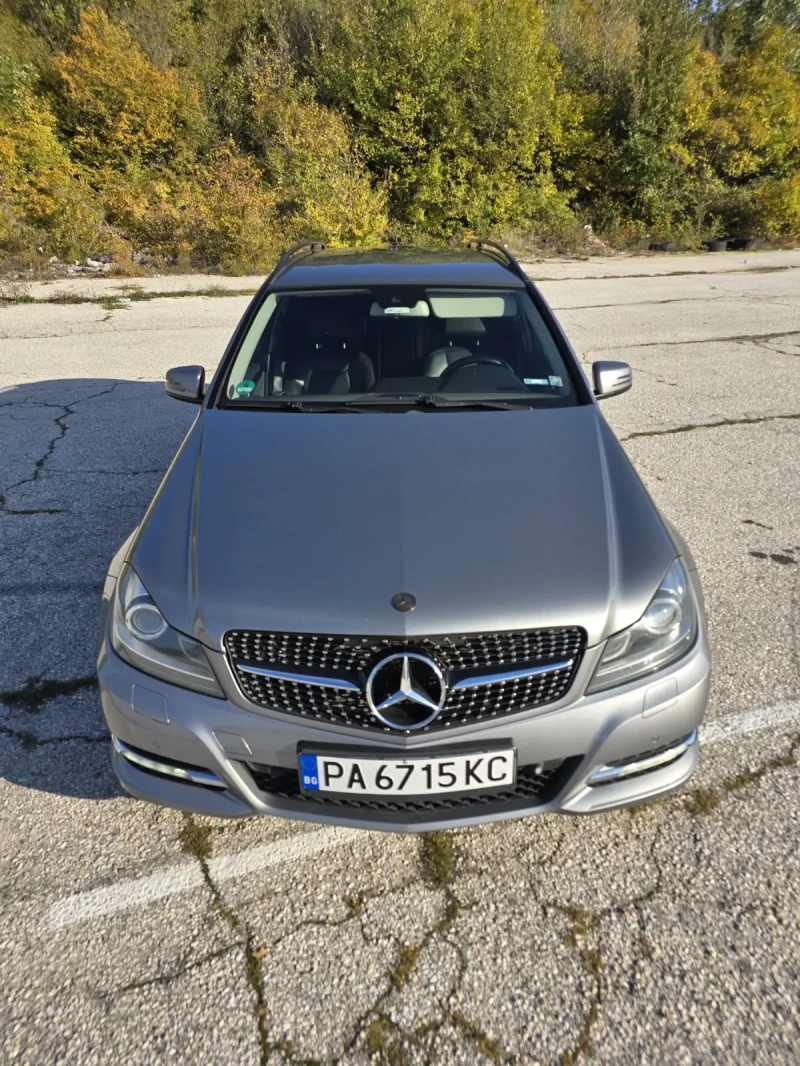 Mercedes-Benz C 220, снимка 2 - Автомобили и джипове - 52898661