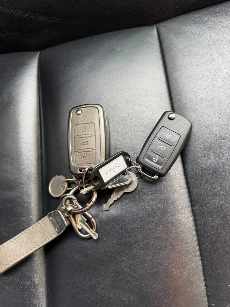 Skoda Superb, снимка 8 - Автомобили и джипове - 53236893