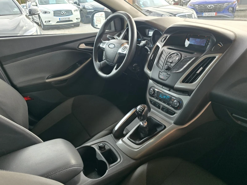 Ford Focus 1.6TDCi/6ск./Лизинг, снимка 16 - Автомобили и джипове - 53474628